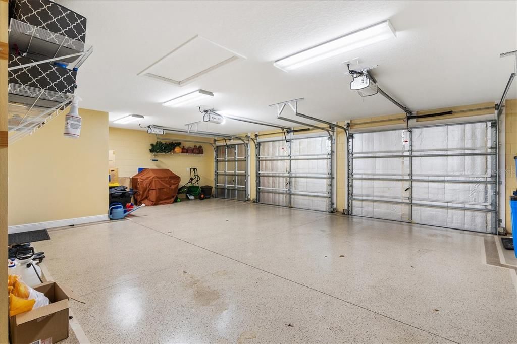 En Venta: $845,000 (3 camas, 2 baños, 2829 Pies cuadrados)
