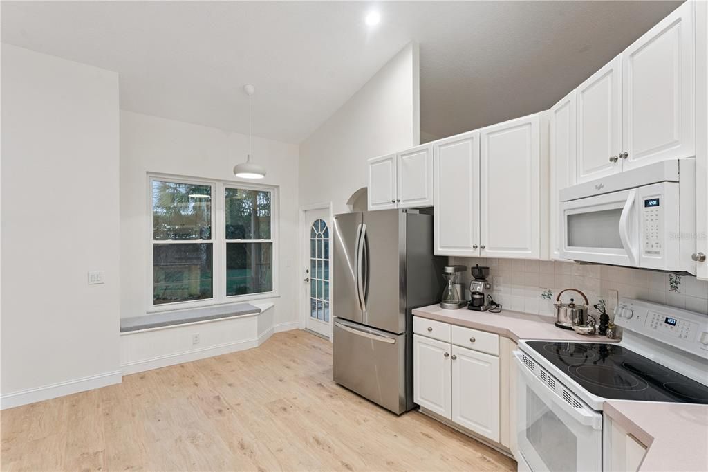 For Sale: $541,500 (4 beds, 2 baths, 2231 Square Feet)