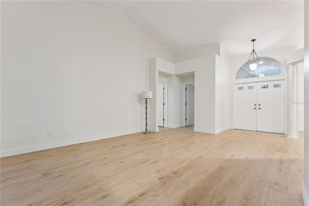 For Sale: $541,500 (4 beds, 2 baths, 2231 Square Feet)