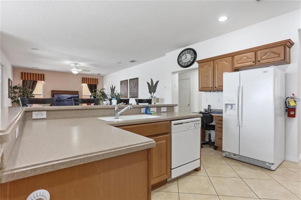 For Rent: $3,500 (6 beds, 5 baths, 3512 Square Feet)