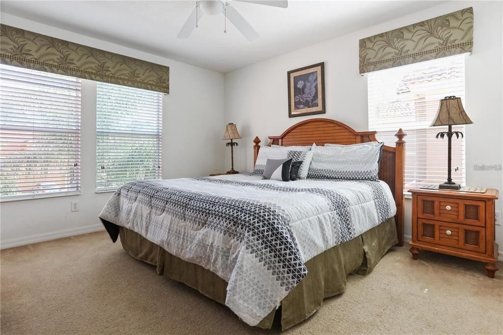 For Rent: $3,500 (6 beds, 5 baths, 3512 Square Feet)