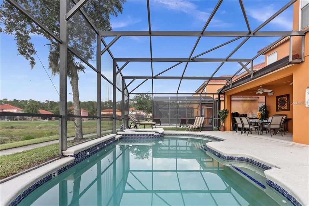 For Rent: $3,500 (6 beds, 5 baths, 3512 Square Feet)