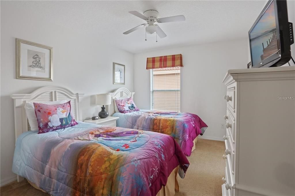 For Rent: $3,500 (6 beds, 5 baths, 3512 Square Feet)