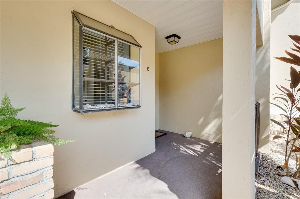 For Sale: $199,900 (2 beds, 2 baths, 1155 Square Feet)