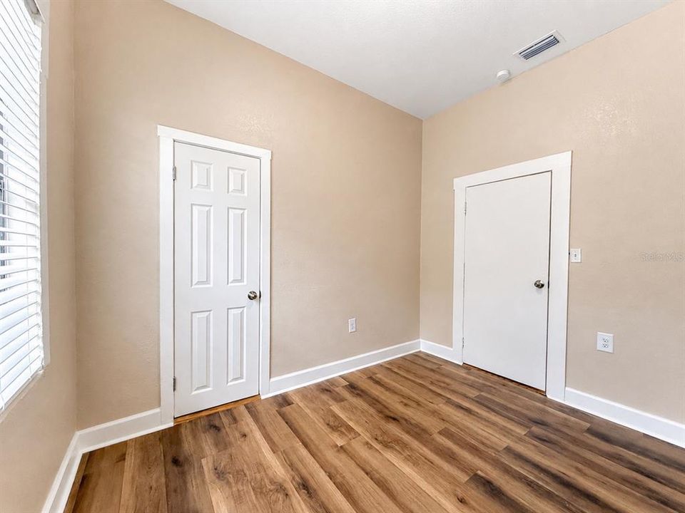 В аренду: $2,600 (2 спален, 2 ванн, 972 Квадратных фут)
