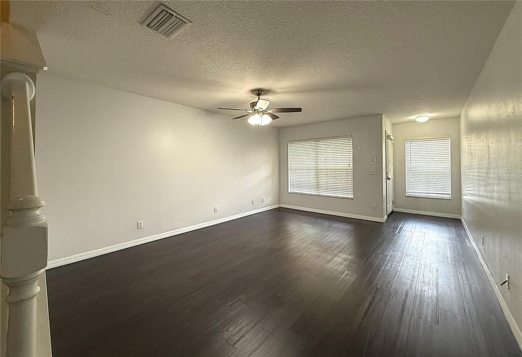 For Rent: $2,000 (2 beds, 2 baths, 1560 Square Feet)