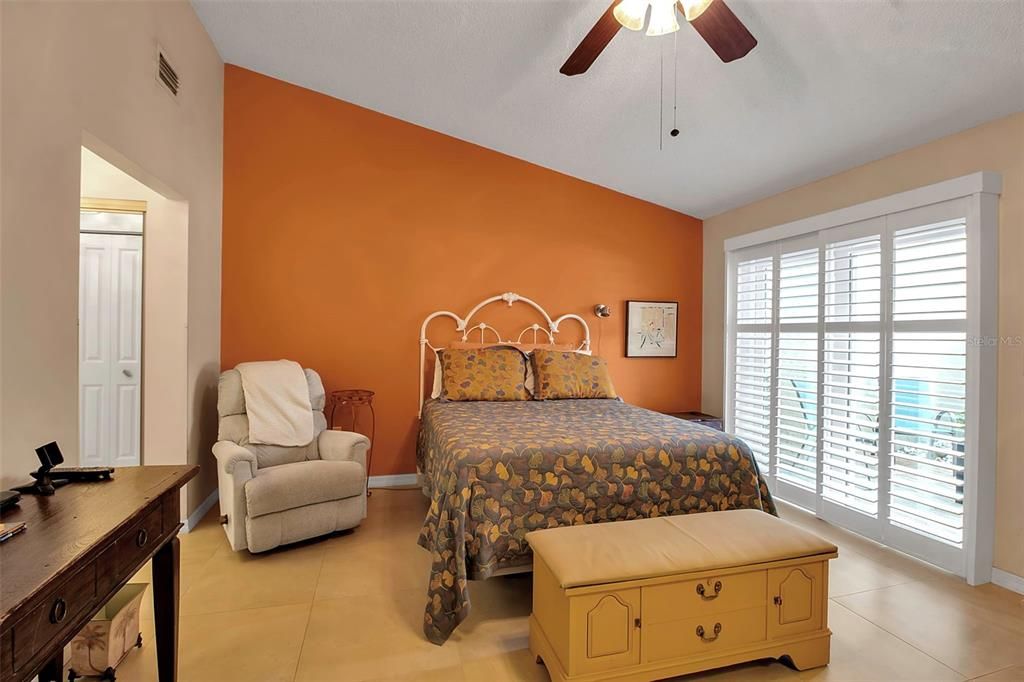 For Sale: $399,900 (3 beds, 2 baths, 1885 Square Feet)