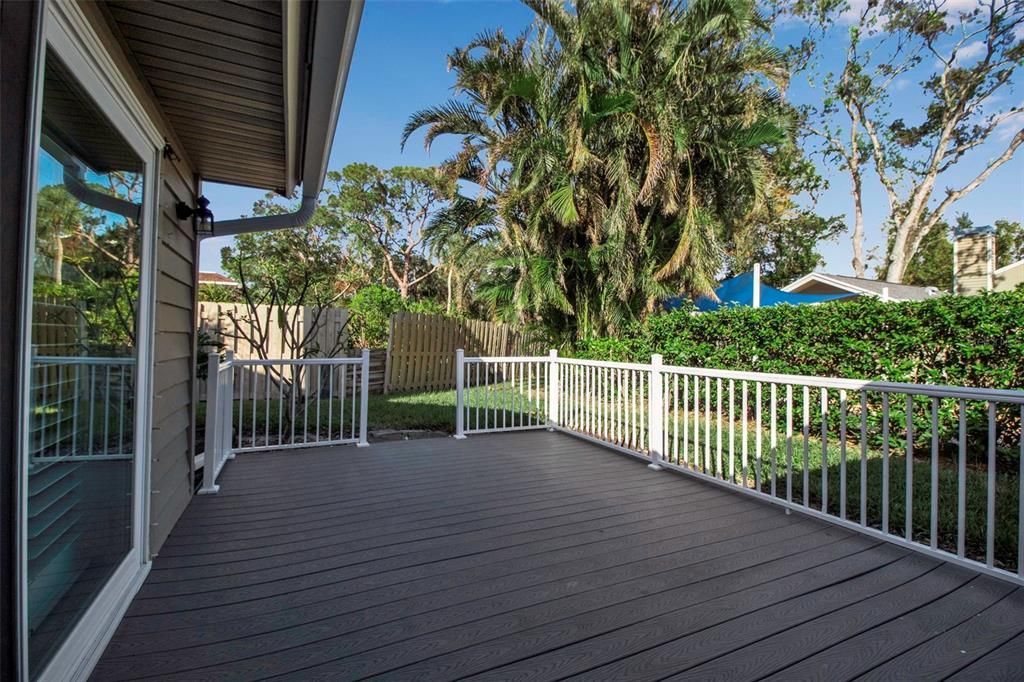 For Sale: $399,900 (3 beds, 2 baths, 1885 Square Feet)
