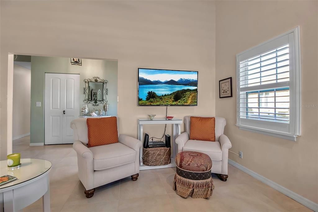 For Sale: $399,900 (3 beds, 2 baths, 1885 Square Feet)