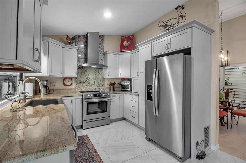 For Sale: $399,900 (3 beds, 2 baths, 1885 Square Feet)
