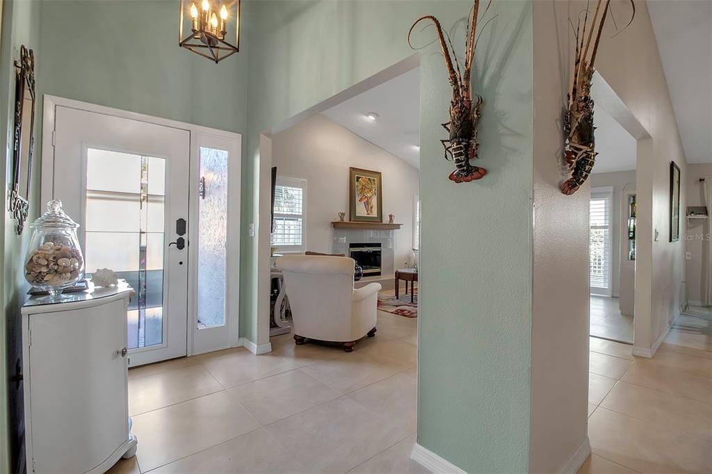 For Sale: $399,900 (3 beds, 2 baths, 1885 Square Feet)
