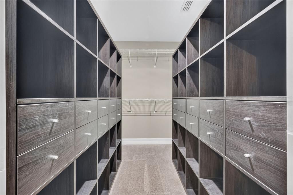 For Sale: $329,000 (4 beds, 2 baths, 1815 Square Feet)