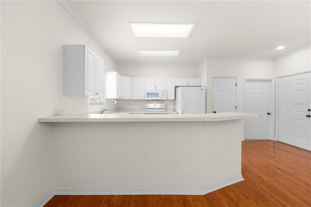 Activo con contrato: $258,000 (3 camas, 2 baños, 1343 Pies cuadrados)
