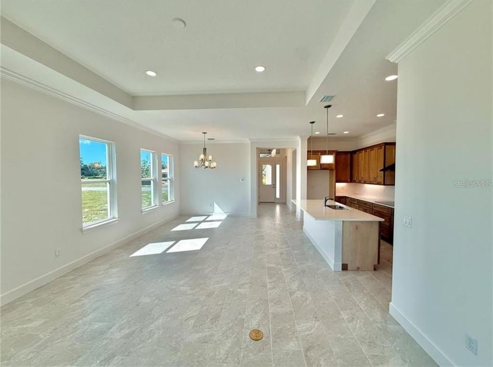 For Sale: $1,150,000 (3 beds, 2 baths, 2301 Square Feet)