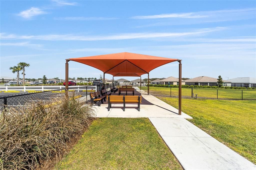 For Sale: $249,900 (2 beds, 2 baths, 1469 Square Feet)