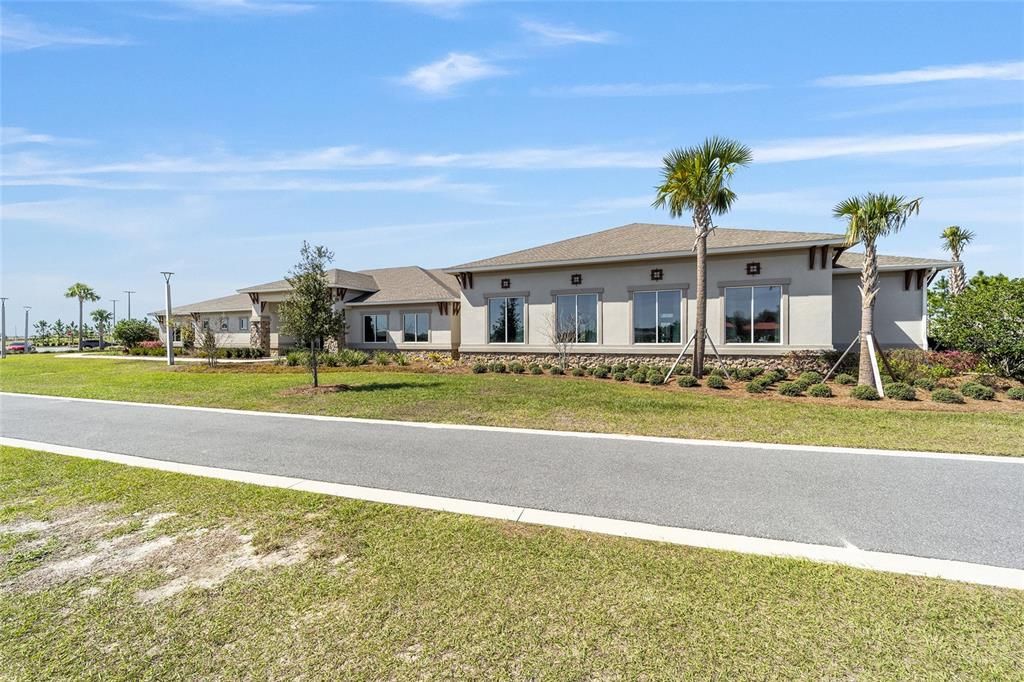 For Sale: $249,900 (2 beds, 2 baths, 1469 Square Feet)