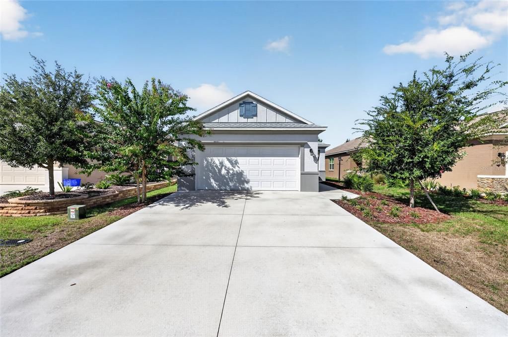 For Sale: $249,900 (2 beds, 2 baths, 1469 Square Feet)