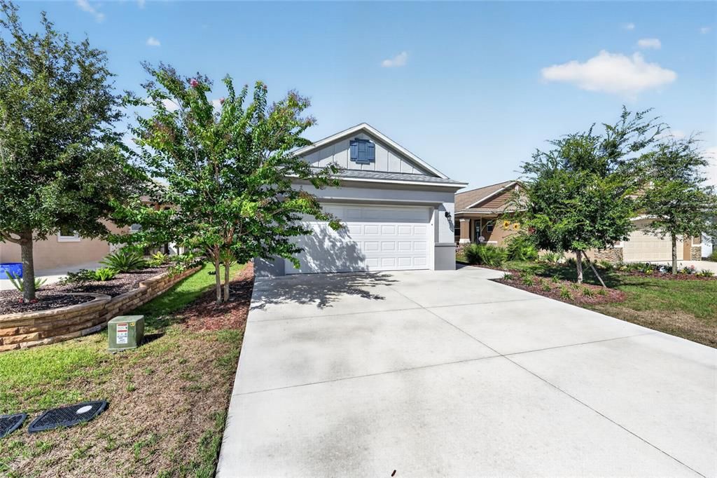 For Sale: $249,900 (2 beds, 2 baths, 1469 Square Feet)