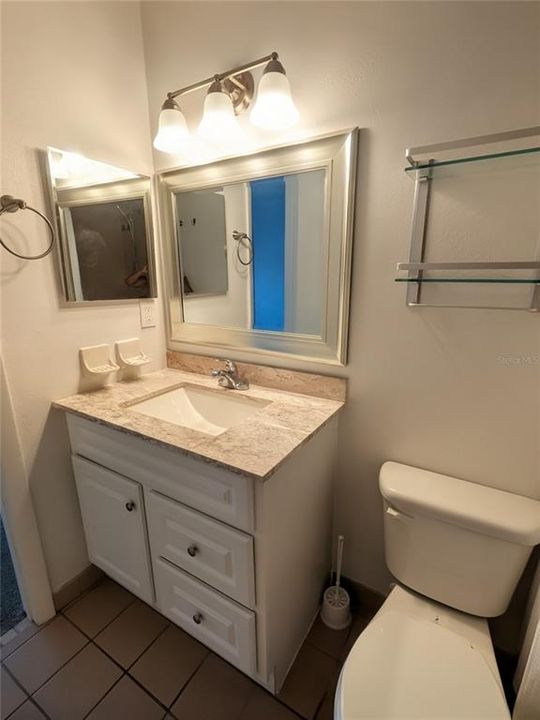 For Sale: $199,900 (2 beds, 1 baths, 1015 Square Feet)