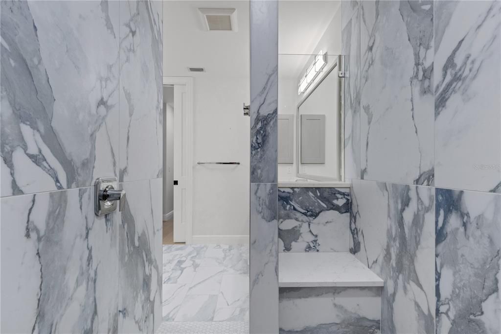 На продажу: $1,275,000 (3 спален, 2 ванн, 1802 Квадратных фут)