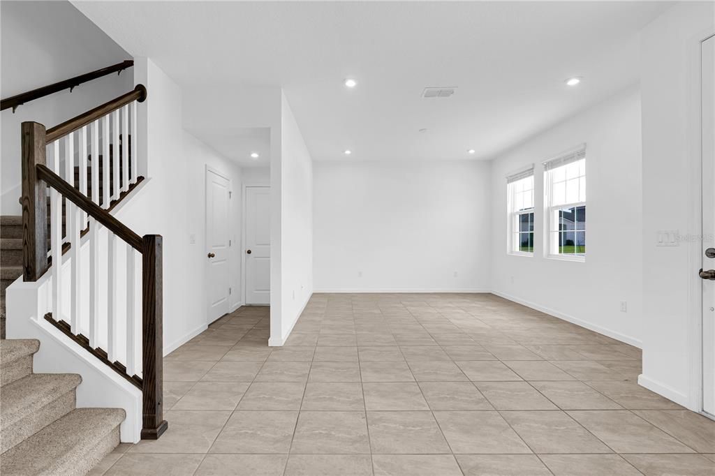 For Rent: $2,300 (3 beds, 2 baths, 1654 Square Feet)