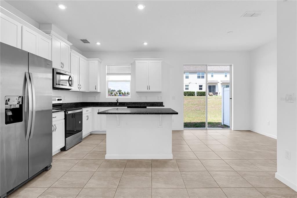 For Rent: $2,300 (3 beds, 2 baths, 1654 Square Feet)
