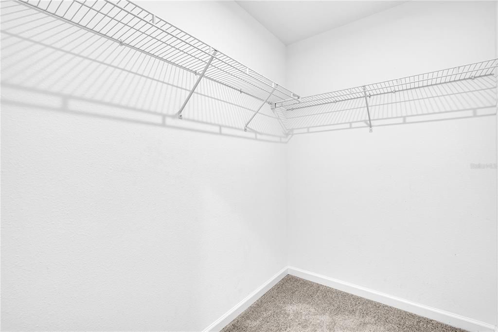 For Rent: $2,300 (3 beds, 2 baths, 1654 Square Feet)