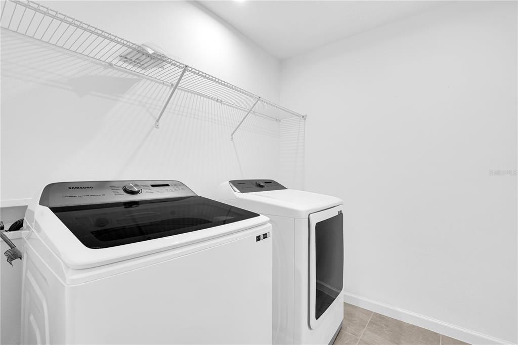 For Rent: $2,300 (3 beds, 2 baths, 1654 Square Feet)