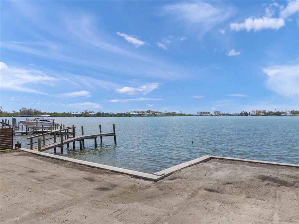 For Sale: $1,650,000 (0.23 acres)