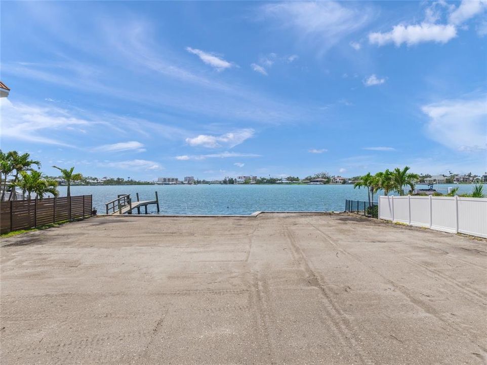 For Sale: $1,650,000 (0.23 acres)
