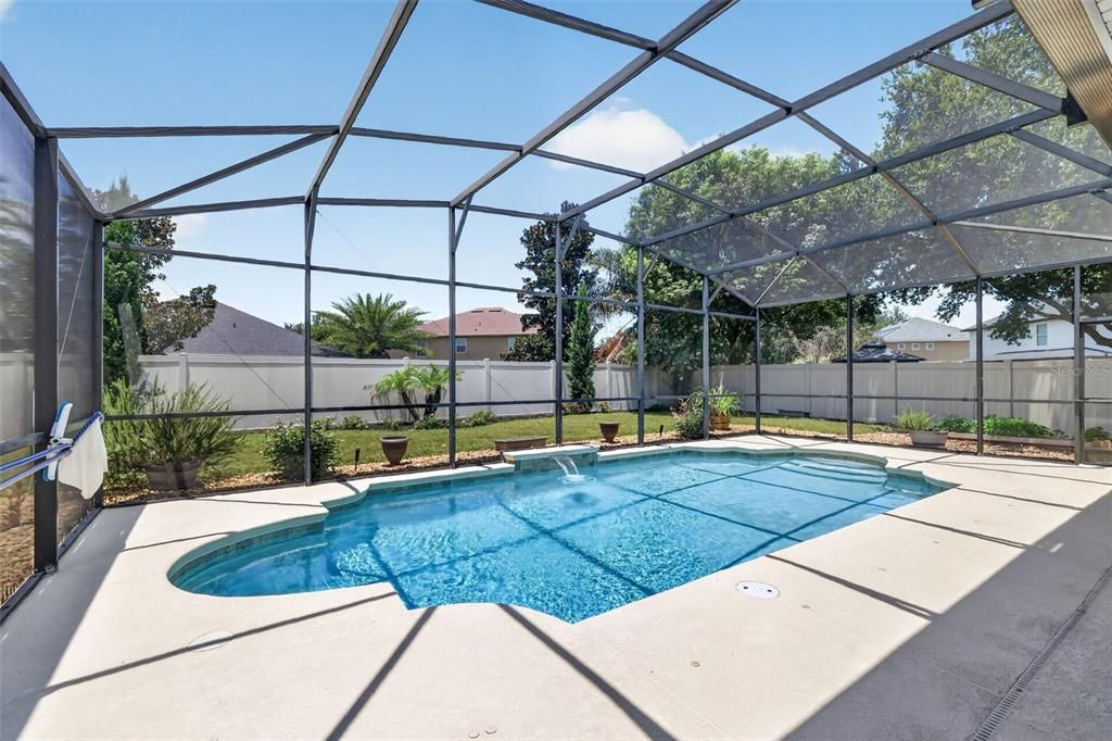 For Sale: $599,900 (5 beds, 3 baths, 3320 Square Feet)