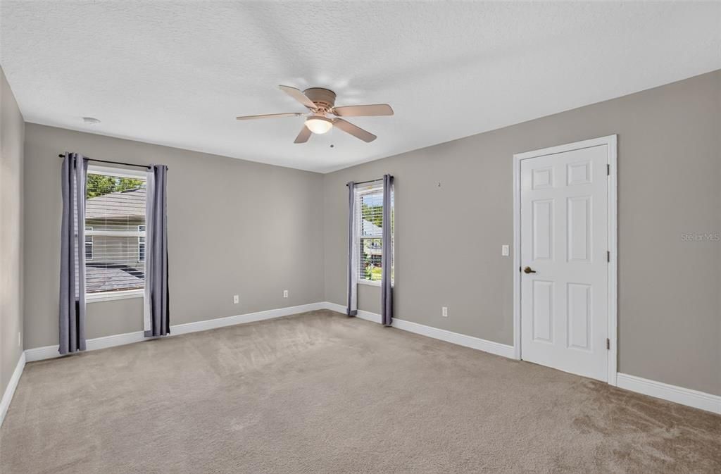 For Sale: $599,900 (5 beds, 3 baths, 3320 Square Feet)