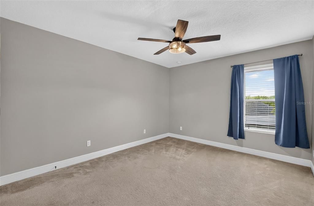 For Sale: $599,900 (5 beds, 3 baths, 3320 Square Feet)