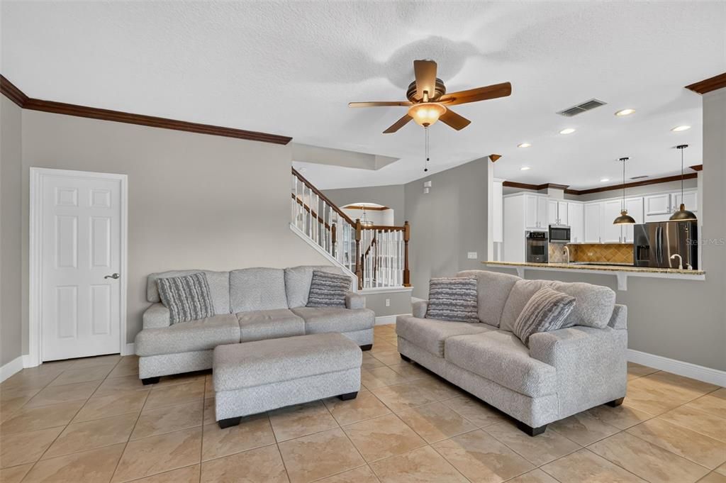 For Sale: $599,900 (5 beds, 3 baths, 3320 Square Feet)