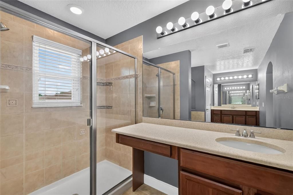 For Sale: $599,900 (5 beds, 3 baths, 3320 Square Feet)