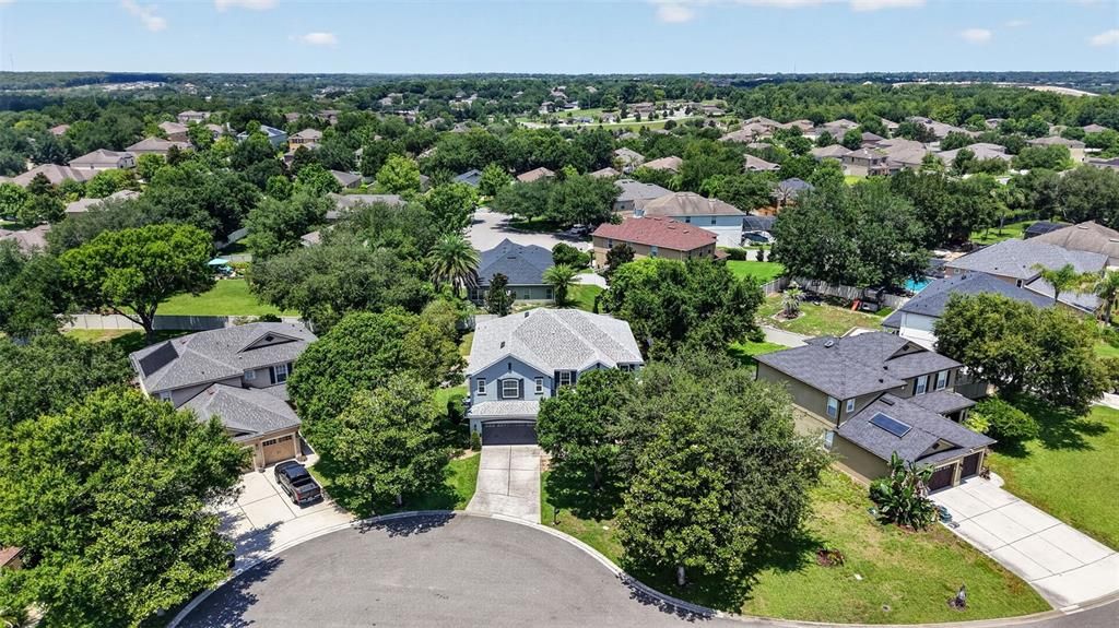 For Sale: $599,900 (5 beds, 3 baths, 3320 Square Feet)