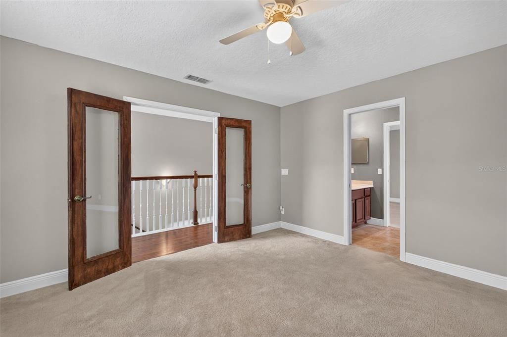For Sale: $599,900 (5 beds, 3 baths, 3320 Square Feet)