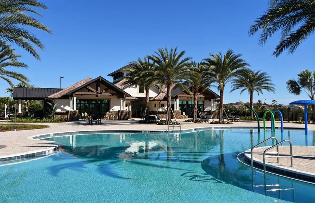 Activo con contrato: $875,000 (3 camas, 2 baños, 2228 Pies cuadrados)