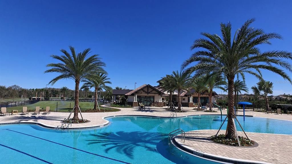 Activo con contrato: $875,000 (3 camas, 2 baños, 2228 Pies cuadrados)