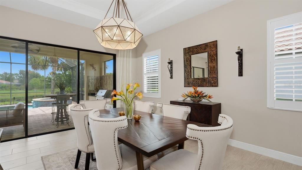 Activo con contrato: $875,000 (3 camas, 2 baños, 2228 Pies cuadrados)