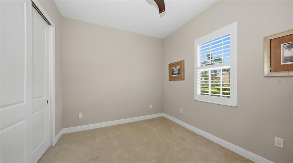 Activo con contrato: $875,000 (3 camas, 2 baños, 2228 Pies cuadrados)