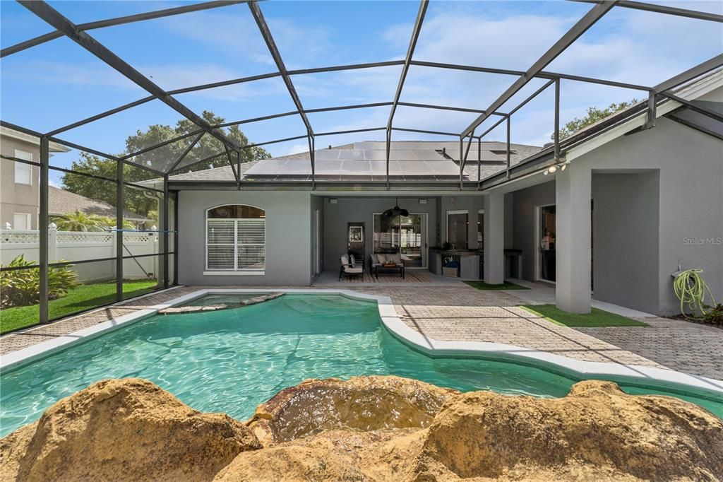 En Venta: $725,000 (4 camas, 3 baños, 2531 Pies cuadrados)