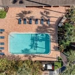 For Rent: $1,000 (2 beds, 2 baths, 874 Square Feet)