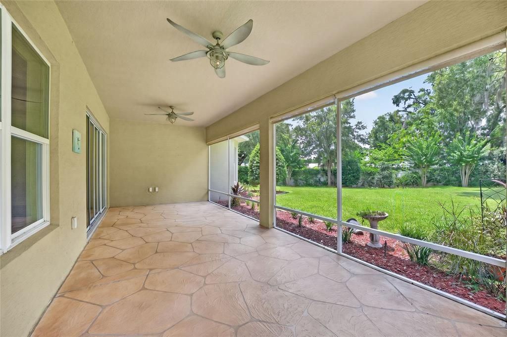 En Venta: $449,000 (3 camas, 2 baños, 2326 Pies cuadrados)
