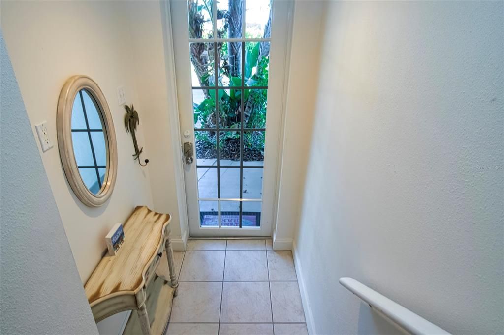 En Venta: $335,000 (2 camas, 2 baños, 1258 Pies cuadrados)