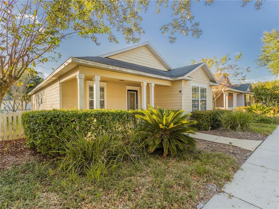 For Rent: $1,800 (2 beds, 2 baths, 1254 Square Feet)