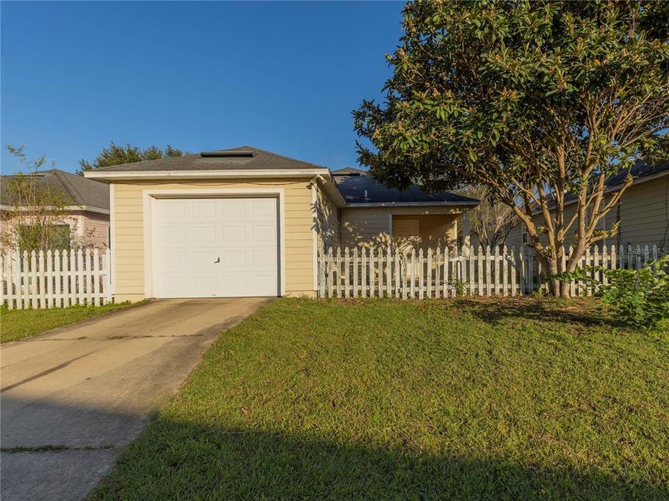 For Rent: $1,800 (2 beds, 2 baths, 1254 Square Feet)