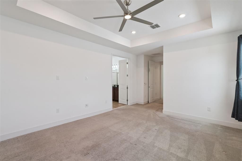 For Sale: $515,000 (3 beds, 2 baths, 2082 Square Feet)