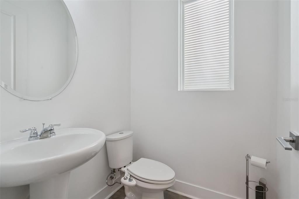 For Sale: $515,000 (3 beds, 2 baths, 2082 Square Feet)