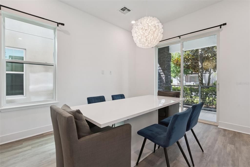 For Sale: $515,000 (3 beds, 2 baths, 2082 Square Feet)